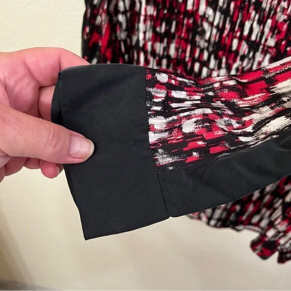 Calvin Klein Jeans Long Sleeve Top (Size Large) - Picture 4 of 5